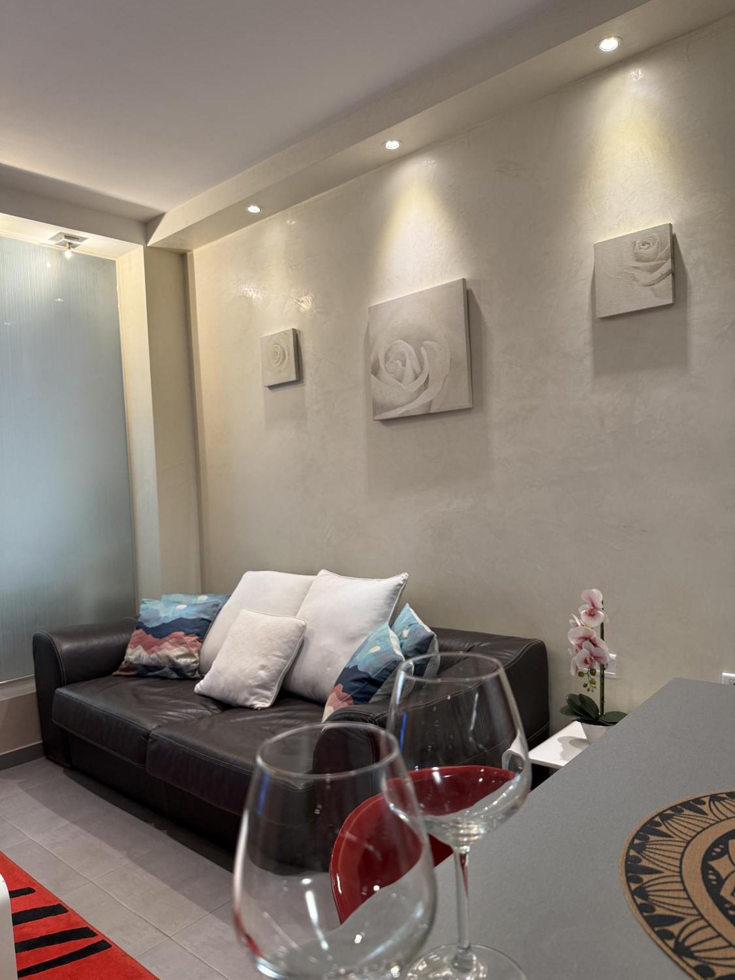 Splendid Luxury Apartments بودفا المظهر الخارجي الصورة